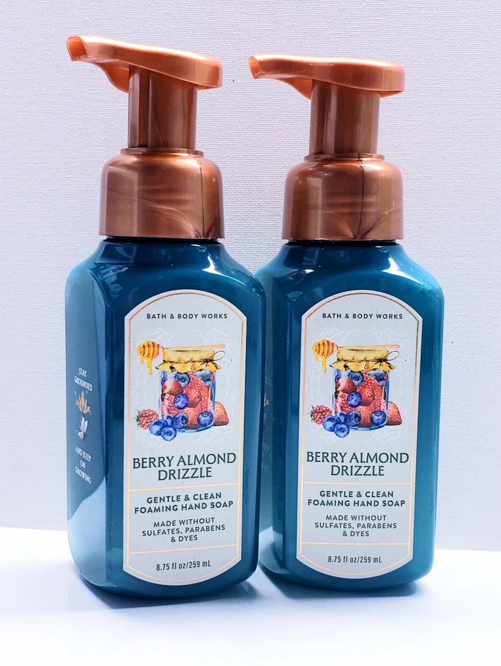 Bath & Body Works BERRY ALMOND DRIZZLE Gentle & Clean Fpoaming Hand Soap (2 Pcs)